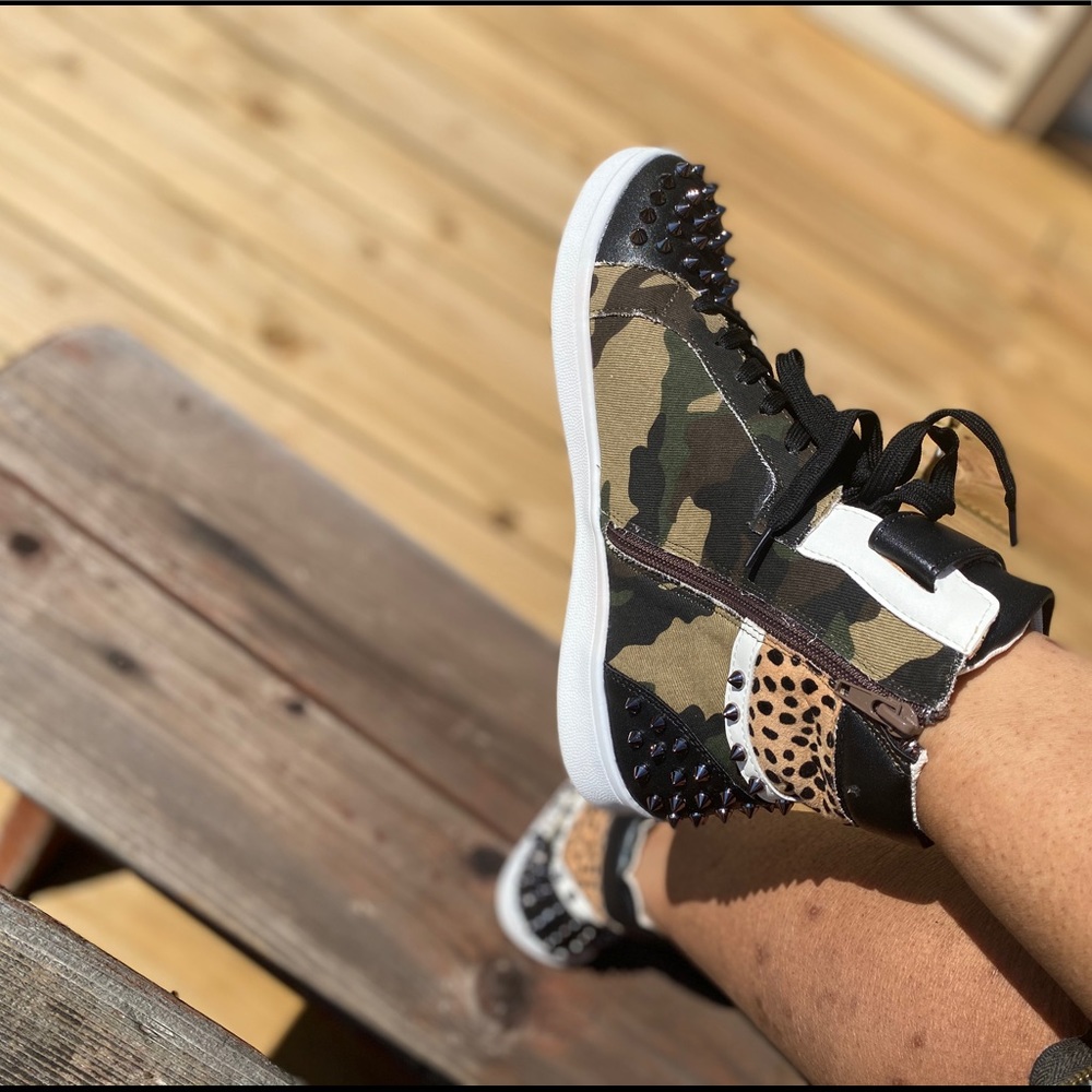 Mixed Print Spike Sneaker